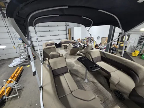 Unknown 2022 BENNINGTON 22 SSRX TRIPLE 115HP BUNK TRAILER for sale in Fargo, ND