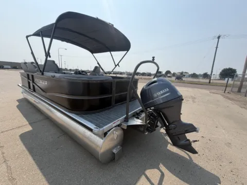 More photos of 2027 PREMIER SUNSCAPE 220 RF 115HP BUNK TRAILER at McLaughlin's RV and Marine - Fargo, ND