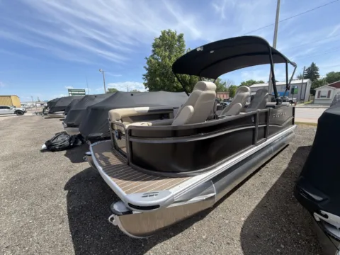 More photos of 2026 PREMIER SUNSCAPE 200 RL 115HP BUNK TRAILER at McLaughlin's RV and Marine - Fargo, ND
