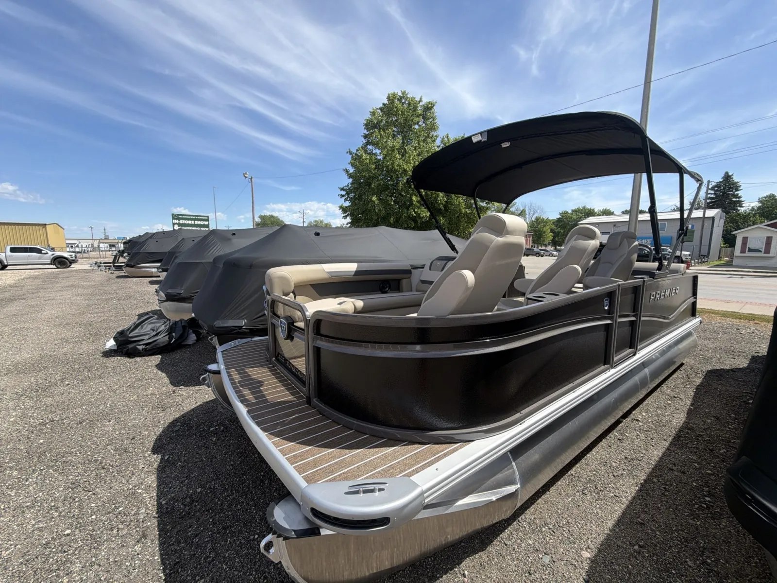 2027 PREMIER SUNSCAPE
