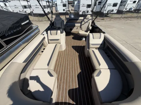 Photos of 2027 PREMIER SUNSCAPE 220 RL 115HP BUNK TRAILER for sale in Fargo, ND at McLaughlin's RV and Marine - Fargo