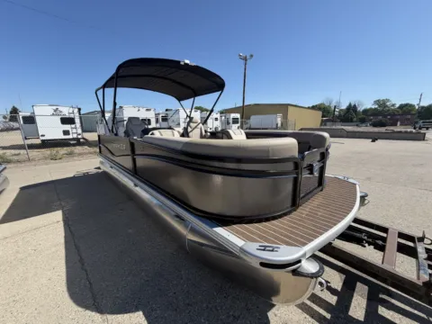 More photos of 2027 PREMIER SUNSCAPE 220 RL 115HP BUNK TRAILER at McLaughlin's RV and Marine - Fargo, ND
