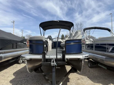 Photos of 2026 PREMIER SUNSCAPE 220 RF 115HP BUNK TRAILER for sale in Fargo, ND at McLaughlin's RV and Marine - Fargo