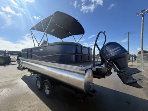 More photos of 2027 PREMIER SUNSCAPE 220 RF 115HP BUNK TRAILER at McLaughlin's RV and Marine - Fargo, ND
