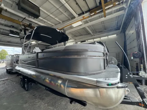 Photos of 2027 PREMIER SUNSCAPE 220 RF 115HP BUNK TRAILER for sale in Fargo, ND at McLaughlin's RV and Marine - Fargo