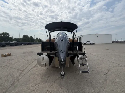 More photos of 2027 PREMIER SOLARIS 250 RF PTX TRIPLE 300HP BUNK TRAILER at McLaughlin's RV and Marine - Fargo, ND