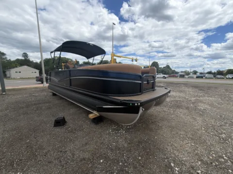 More photos of 2027 PREMIER SOLARIS 250 RL PTX TRIPLE 300HP BUNK TRAILER at McLaughlin's RV and Marine - Fargo, ND