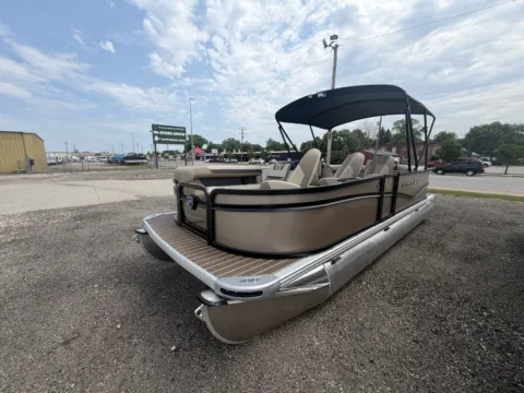 Another view of 2027 PREMIER SUNSCAPE 220 RF 90HP BUNK TRAILER for sale in Fargo, ND at McLaughlin's RV and Marine - Fargo