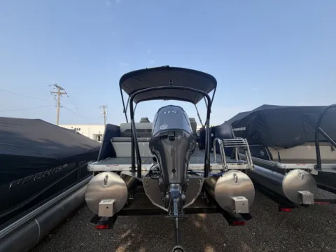More photos of 2027 PREMIER SUNSCAPE 220 RL 115HP BUNK TRAILER at McLaughlin's RV and Marine - Fargo, ND