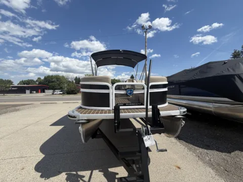 Photos of 2027 PREMIER SUNSCAPE 200 RF 90HP BUNK TRAILER for sale in Fargo, ND at McLaughlin's RV and Marine - Fargo