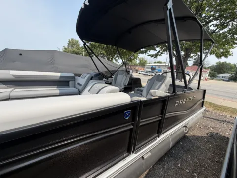 More photos of 2027 PREMIER SUNSCAPE 200 RL 90HP BUNK TRAILER at McLaughlin's RV and Marine - Fargo, ND