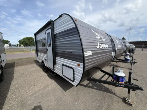 Photos of 2027 Jayco JAY FLIGHT 170BH SE for sale in Fargo, ND at McLaughlin's RV and Marine - Fargo