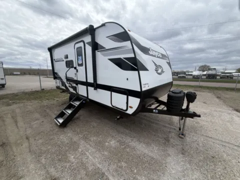 Photos of 2026 Jayco JAY FEATHER 18FBS AIR for sale in Fargo, ND at McLaughlin's RV and Marine - Fargo