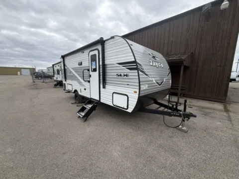 Photos of 2026 JAYCO JAY FLIGHT SLX 197MB for sale in Fargo, ND at McLaughlin's RV and Marine - Fargo