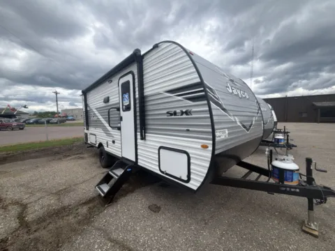 More photos of 2026 Jayco JAY FLIGHT SLX 197MB at McLaughlin's RV and Marine - Fargo, ND