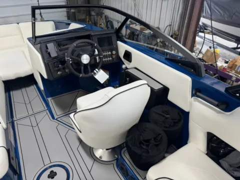 More photos of 2026 MOOMBA MAX at McLaughlin's RV and Marine - Fargo, ND