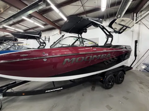 Photos of 2026 MOOMBA CRAZ for sale in Fargo, ND at McLaughlin's RV and Marine - Fargo