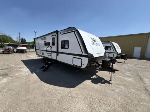 Photos of 2027 Jayco JAY FEATHER 26 BHSL for sale in Fargo, ND at McLaughlin's RV and Marine - Fargo