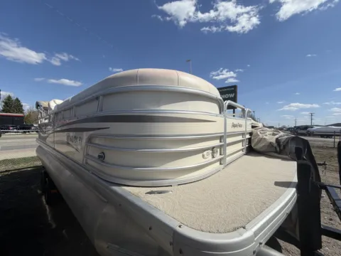 More photos of 2008 GODFREY AQUA PATIO 220 RE 75HP LEGS BUNK TRAILER at McLaughlin's RV and Marine - Fargo, ND