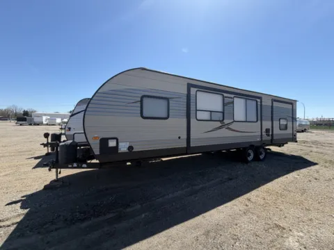More photos of 2017 FOREST RIVER CHEROKEE 304BS PATRIOT at McLaughlin's RV and Marine - Fargo, ND