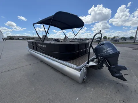 More photos of 2027 PREMIER SUNSCAPE 220 RF 115HP BUNK TRAILER at McLaughlin's RV and Marine - Fargo, ND
