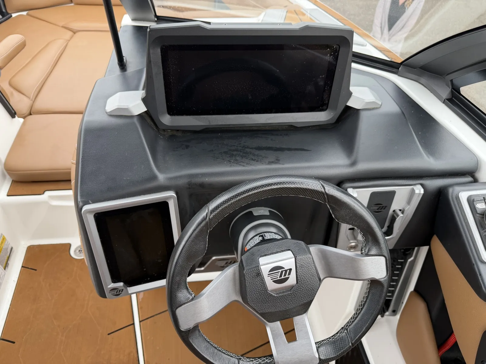 Photos of 2022 MALIBU M220 for sale in Brainerd, MN at McLaughlin's RV & Marine - Brainerd