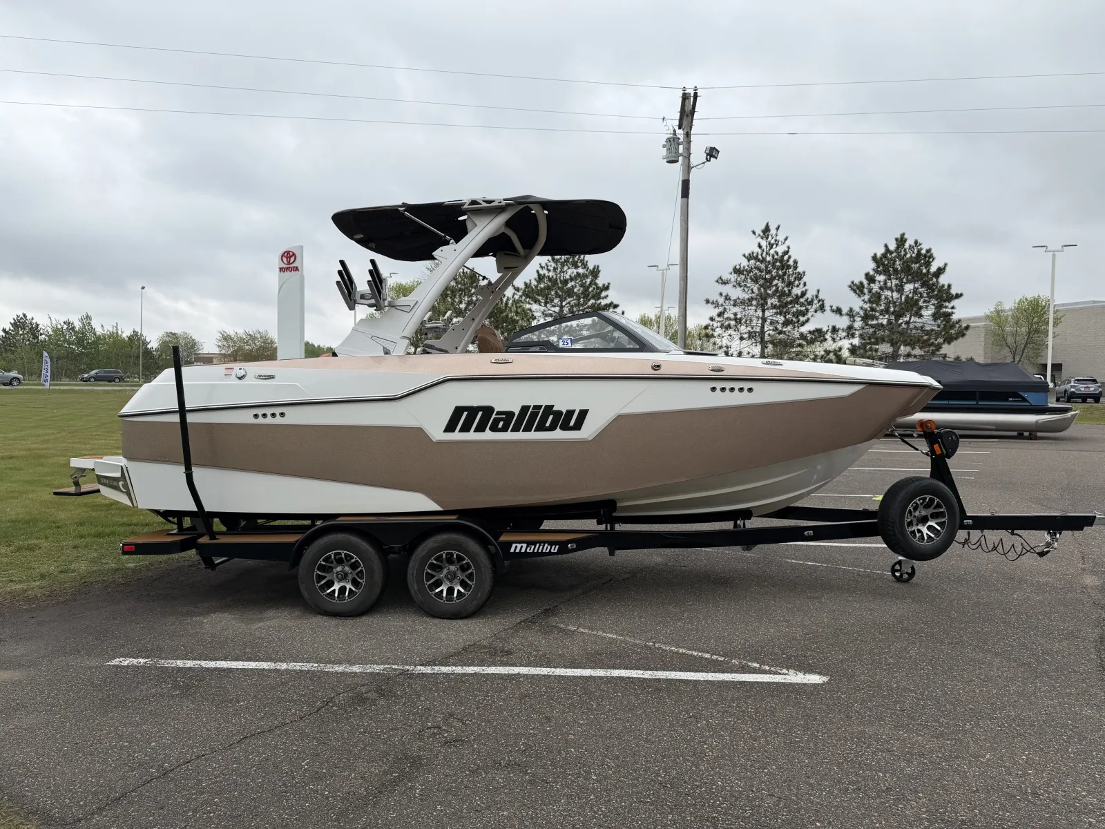 Unknown 2022 MALIBU M220 for sale in Brainerd, MN