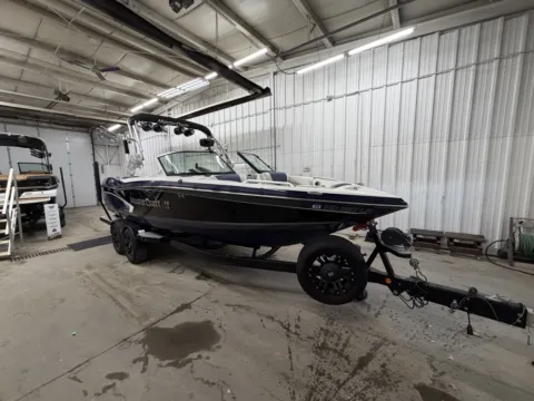 Another view of 2015 MASTERCRAFT X30 for sale in Fargo, ND at McLaughlin's RV and Marine - Fargo