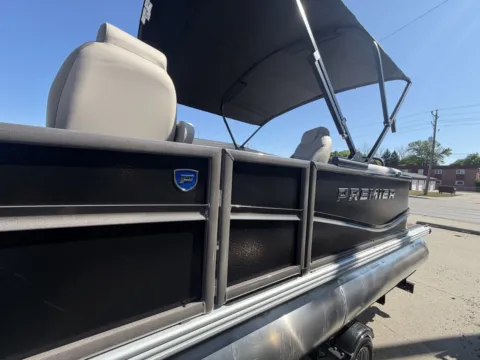More photos of 2027 PREMIER SUNSCAPE 200 RF 115HP BUNK TRAILER at McLaughlin's RV and Marine - Fargo, ND