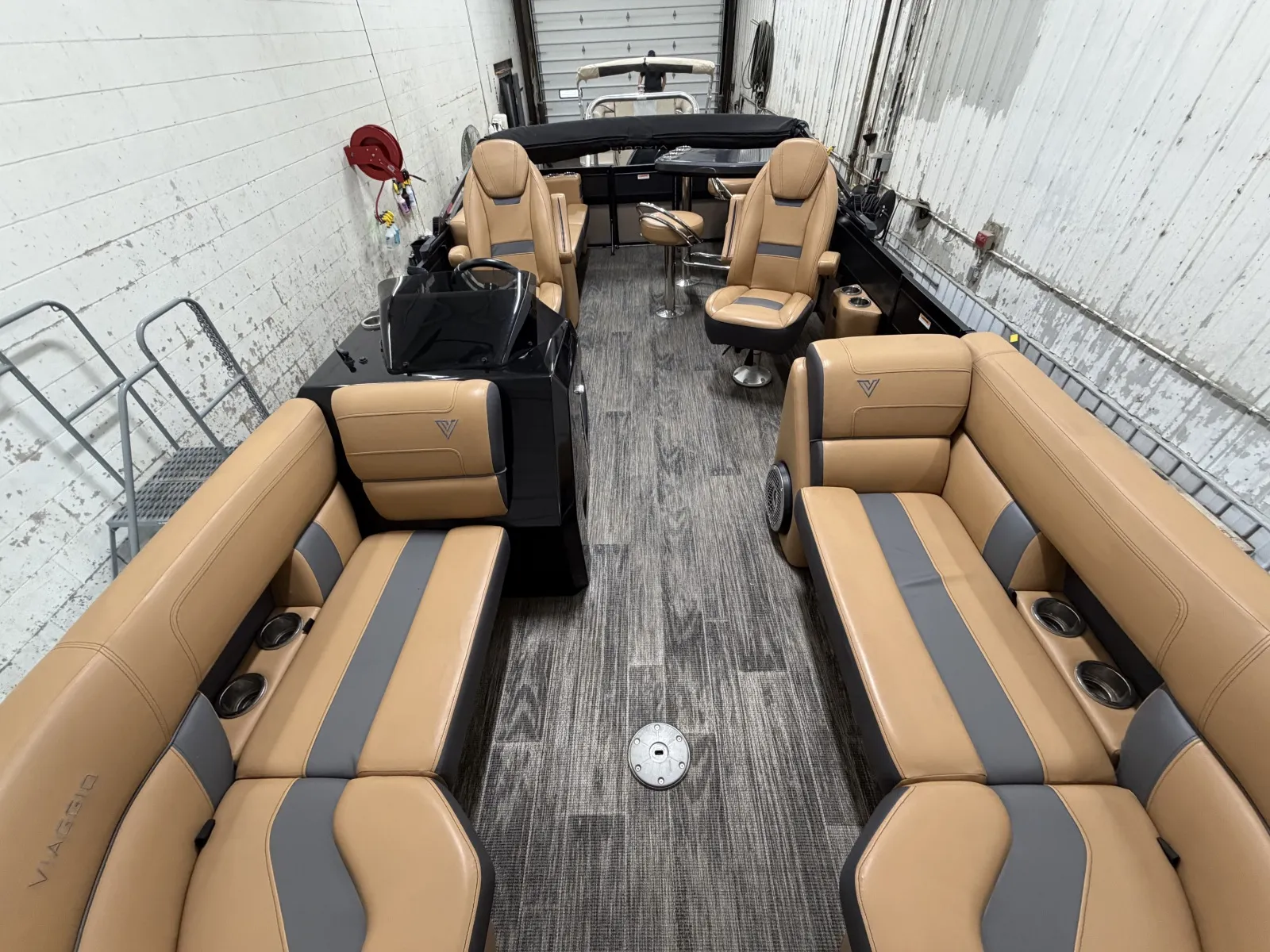 Unknown 2023 VIAGGIO DIAMENTE 23B 140HP BUNK TRAILER for sale in Fargo, ND