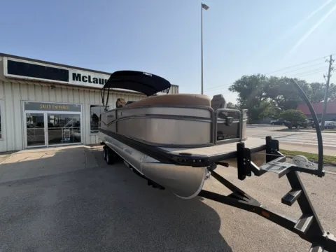 More photos of 2027 PREMIER SUNSATION 250 RL 150HP BUNK TRAILER at McLaughlin's RV and Marine - Fargo, ND
