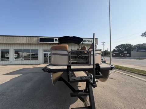 More photos of 2027 PREMIER SUNSATION 250 RL 150HP BUNK TRAILER at McLaughlin's RV and Marine - Fargo, ND