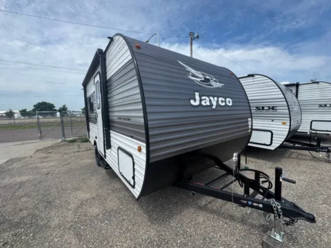 Another view of 2027 Jayco JAY FLIGHT SLX 170FQ SE for sale in Fargo, ND at McLaughlin's RV and Marine - Fargo