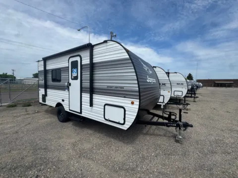 Photos of 2027 Jayco JAY FLIGHT SLX 170FQ SE for sale in Fargo, ND at McLaughlin's RV and Marine - Fargo