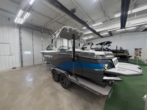 More photos of 2020 MASTERCRAFT XT23 at McLaughlin's RV and Marine - Fargo, ND