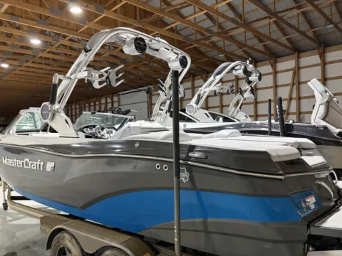 More photos of 2020 MASTERCRAFT XT23 at McLaughlin's RV and Marine - Fargo, ND