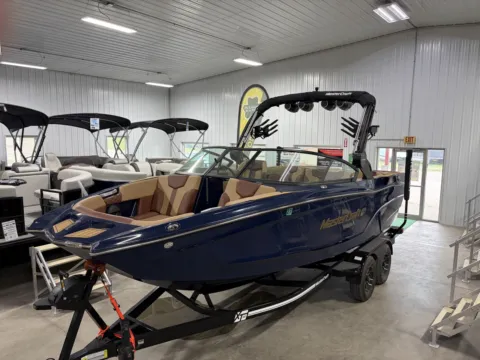Blue 2025 MASTERCRAFT XT22 for sale in Fargo, ND