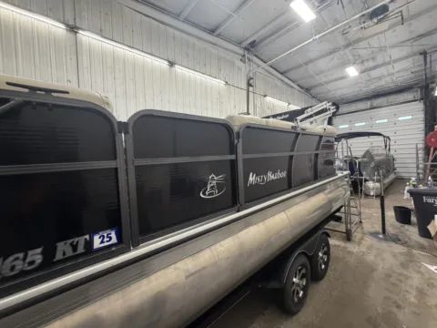 More photos of 2016 MISTY HARBOR 2085 CR 60HP BUNK TRAILER at McLaughlin's RV and Marine - Fargo, ND