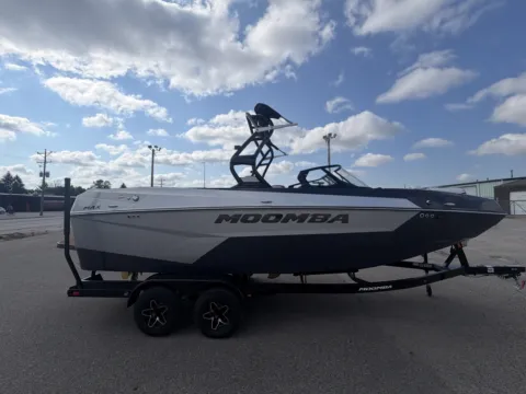More photos of 2027 MOOMBA MAX at McLaughlin's RV and Marine - Fargo, ND