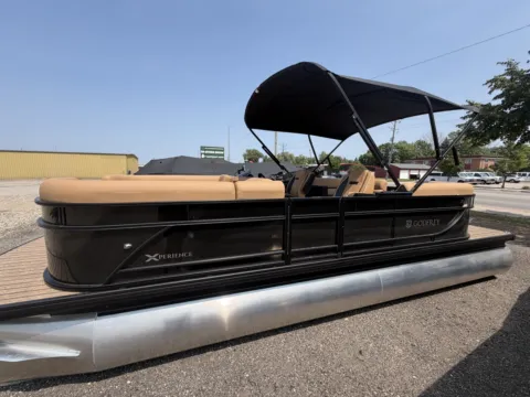 Photos of 2027 GODFREY XPERIENCE 2286 SBX 115HP BUNK TRAILER for sale in Fargo, ND at McLaughlin's RV and Marine - Fargo