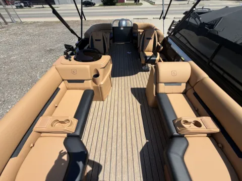 Unknown 2027 GODFREY XPERIENCE 2286 SBX 115HP BUNK TRAILER for sale in Fargo, ND