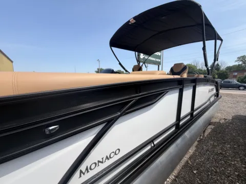 More photos of 2027 GODFREY MONACO 235 SFLC 150HP BUNK TRAILER at McLaughlin's RV and Marine - Fargo, ND