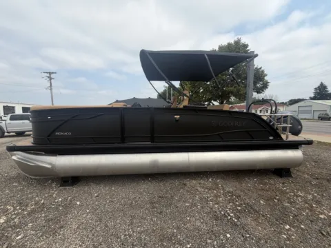 Photos of 2027 GODFREY MONACO 235 SFLC TRIPLE 200HP BUNK TRAILER for sale in Fargo, ND at McLaughlin's RV and Marine - Fargo