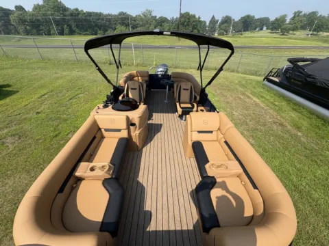Unknown 2027 GODFREY XPERIENCE 2286 SBX 150HP BUNK TRAILER for sale in Fargo, ND