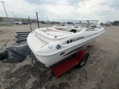 More photos of 2002 GLASTRON SX175 SX at McLaughlin's RV and Marine - Fargo, ND