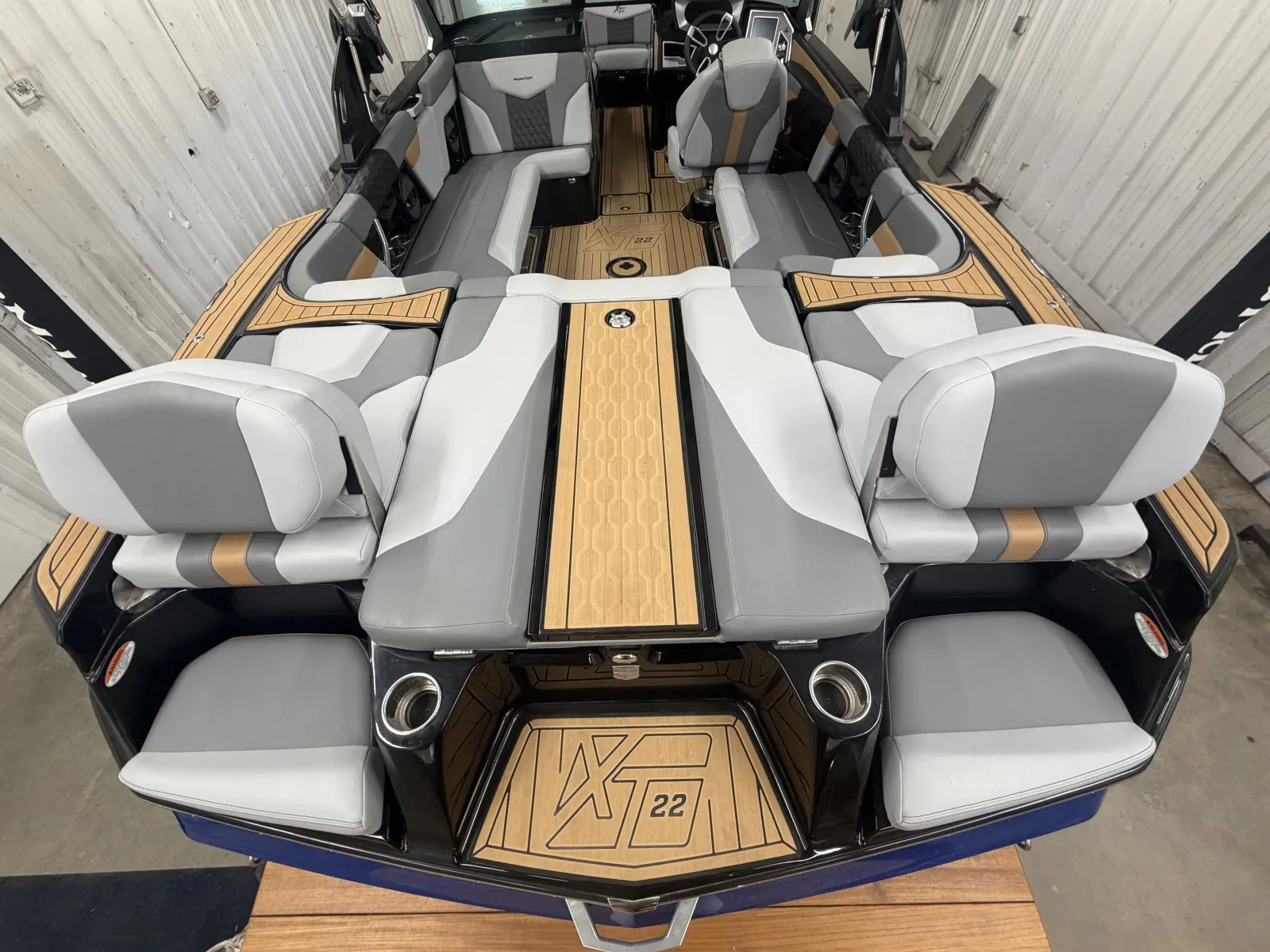 Photos of 2023 MASTERCRAFT XT22 for sale in Fargo, ND at McLaughlin's RV and Marine - Fargo