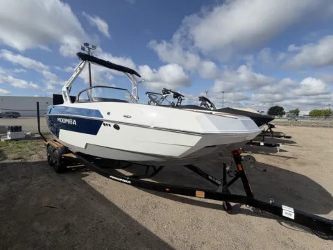 Photos of 2027 MOOMBA TYKON for sale in Fargo, ND at McLaughlin's RV and Marine - Fargo