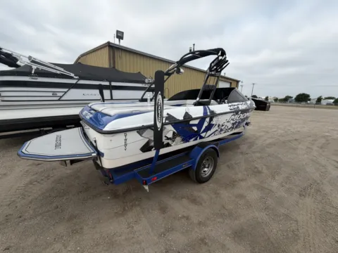 Another view of 2012 MOOMBA OUTBACK V for sale in Fargo, ND at McLaughlin's RV and Marine - Fargo