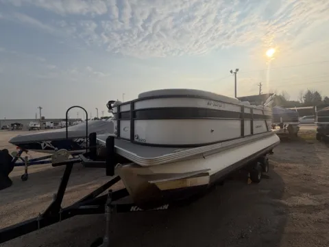 Another view of 2022 CREST CREST 220 SLC 115HP LEGS TRAILER for sale in Fargo, ND at McLaughlin's RV and Marine - Fargo