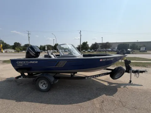 Photos of 2018 CRESTLINER 1750 FISHHAWK 90HP for sale in Fargo, ND at McLaughlin's RV and Marine - Fargo